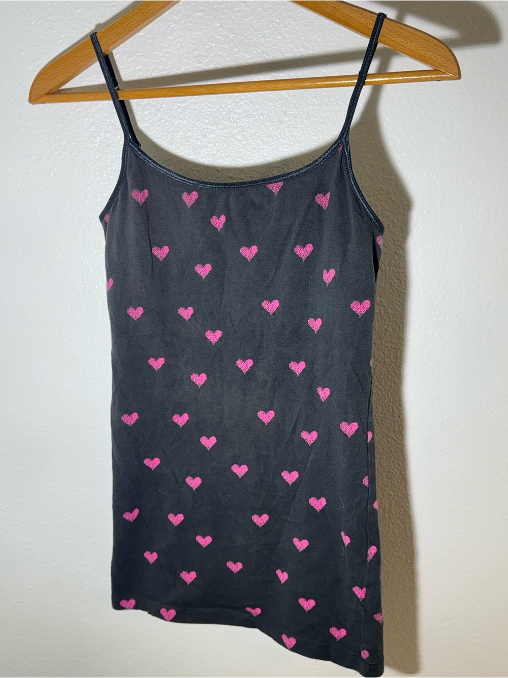 Aeropostale Womens Black Pink Heart Cami Tank Top Y2K Favorite Cami Medium